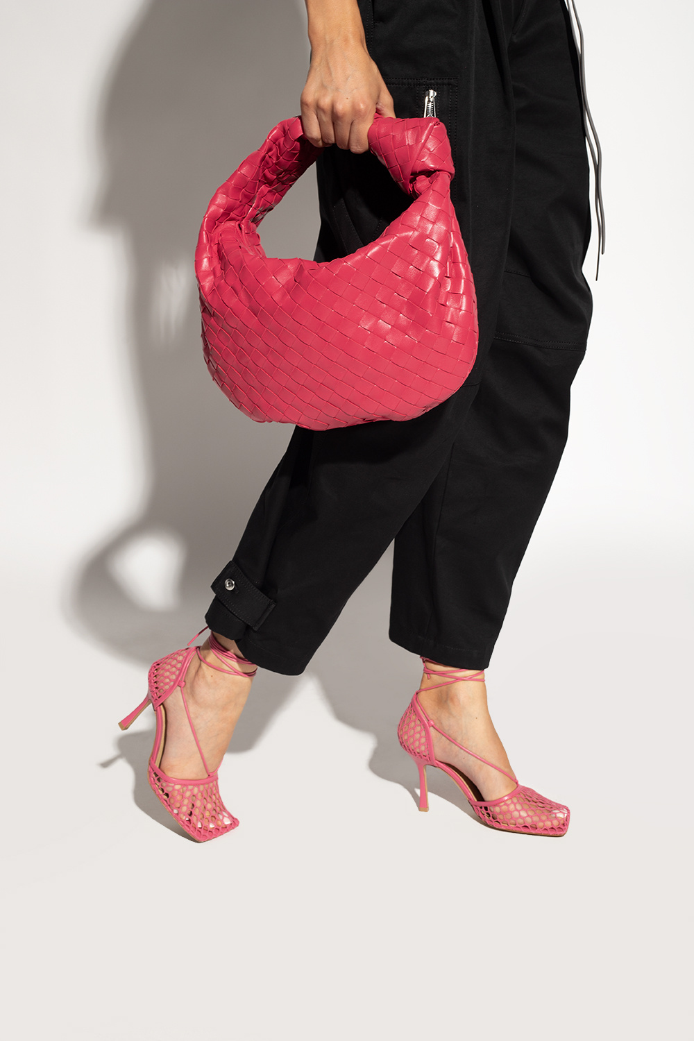 【関税込み】Bottega Veneta ピンク Teen Jodie バッグ SchaferandweinerShops AG - Pink 'Jodie Teen' hobo bag